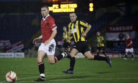 Fraser McLachlan in action against FC United (pic by Simon J Newbury Photography)