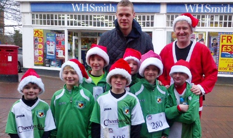 Nantwich Town Under 10s side with Ryan Shawcross (pic courtesy of Nantwich Town FC)