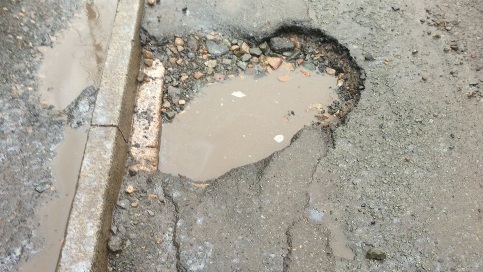 potholes plague Marsh Lane in Nantwich