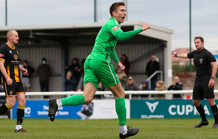 Dan Cockerline double against Morpeth