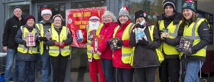 Smiling faces of Food Festival and Foodbank Volunteers (1)