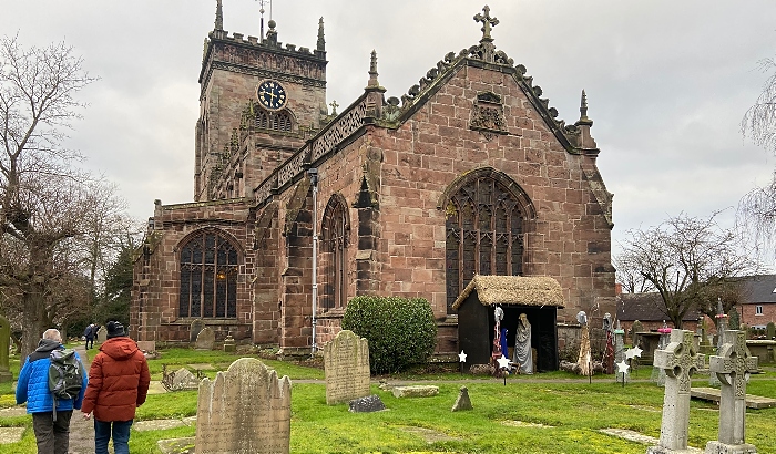 Visitors approach St Marys Acton prior to the talk (1)