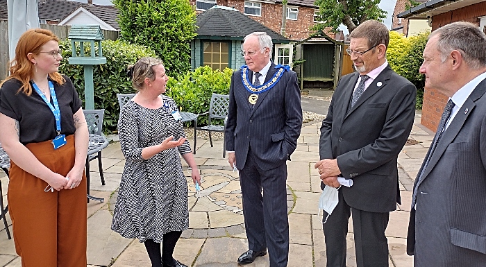 Cheshire Freemasons - hospice grants