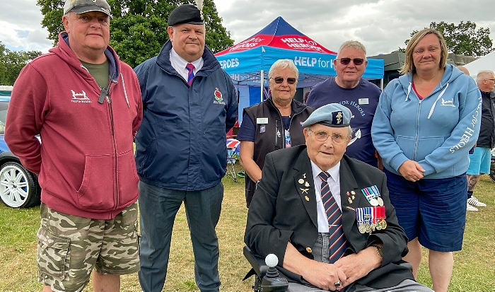 Ex-serviceman Alan Richardson (wheelchair) with son Robert and Help for Heroes volunteers (1)