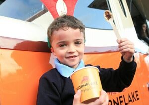 Mornflake gives schools breakfast boost in hospice festive fundraiser