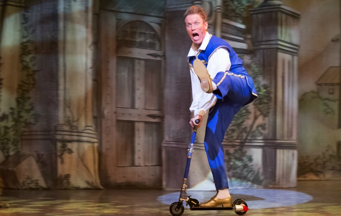 Adam C Booth as Buttons, Cinderella panto crewe lyceum