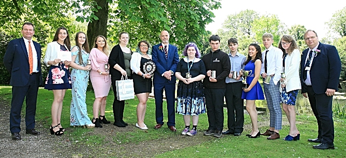 Animal Management winners with Dr Mark Pilgrim CEO Chester Zoo (1)