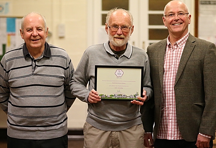 Britain in Bloom North-West 2018 award winners - Its Your Neighbourhood Award Level 5 Outstanding for Joey the Swan Parkland Wistaston (1)