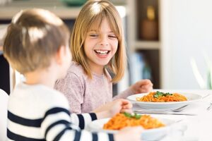 vouchers - Children eating a healthy meal (1)