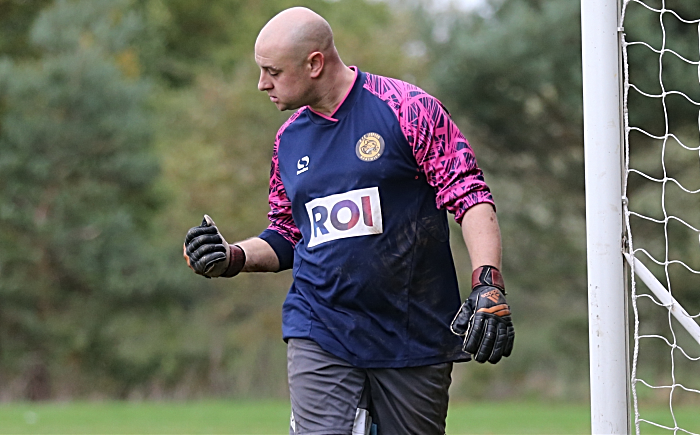 Crewe FA Sunday Cup - Sun 21-10-18 - Wistaston Leopard beat Faddiley 4-3 on penalties - Leopard keeper celebrates saving a penalty in shootout