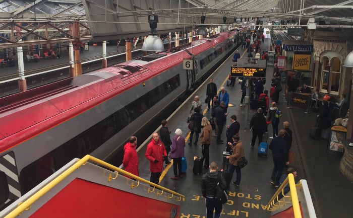 train - Crewe Railway Station