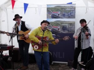 Hundreds enjoy ‘Lifejam’ music event in aid of RNLI