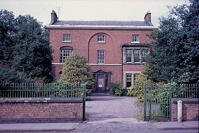 Houses - Elm House, Pillory Street (1)