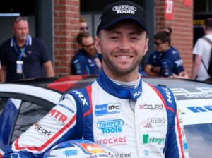 Nantwich racing driver Rob Smith excels at Thruxton meeting