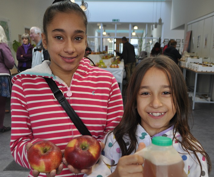 jacinta-and-tamara-brackley-from-sandbach-with-juice-and-apples