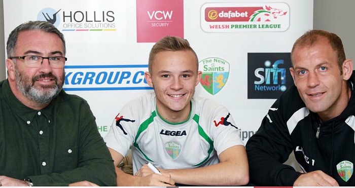 jacob-farleigh-signs-for-welsh-premier-league-team-new-saints