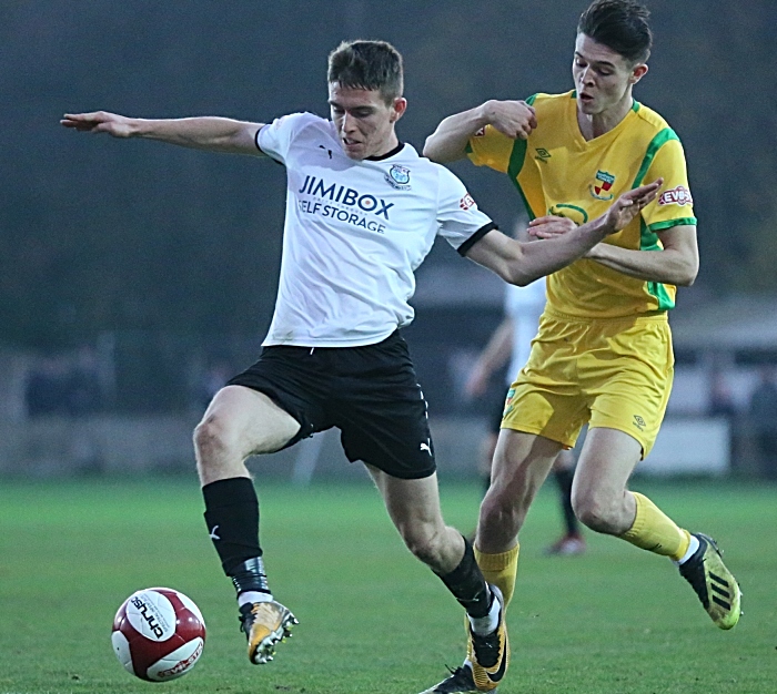 Joe Malkin challenges for the ball (2) (1)