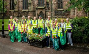 Volunteers clean Nantwich streets for North West in Bloom judges