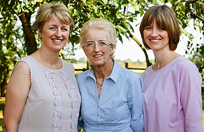 Marion, Sarah & Wendy Darlington (1)