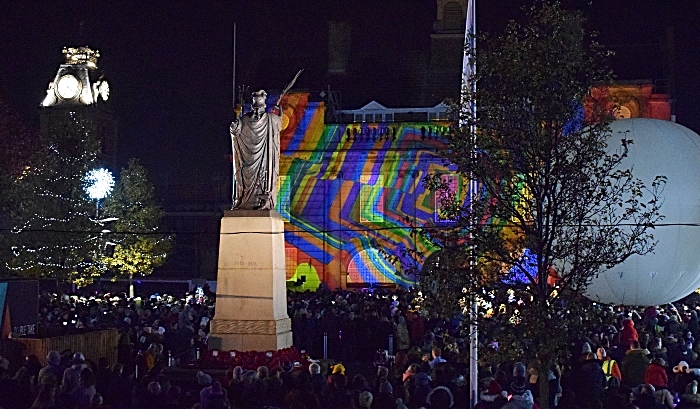 Memorial Square and projection-mapping show (1)