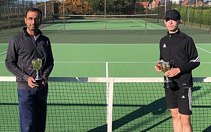 Men’s Doubles winners Ryan Harper-Griffiths and Arvind Kumar with trophies (1)