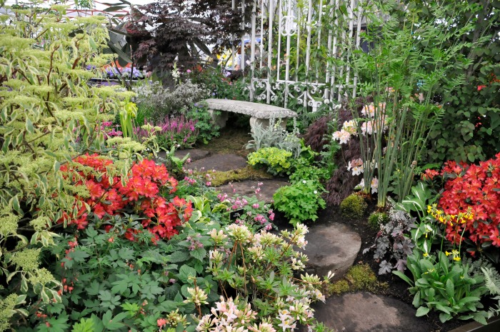 Millstone paths - Temple Garden, Chelsea Flower Show