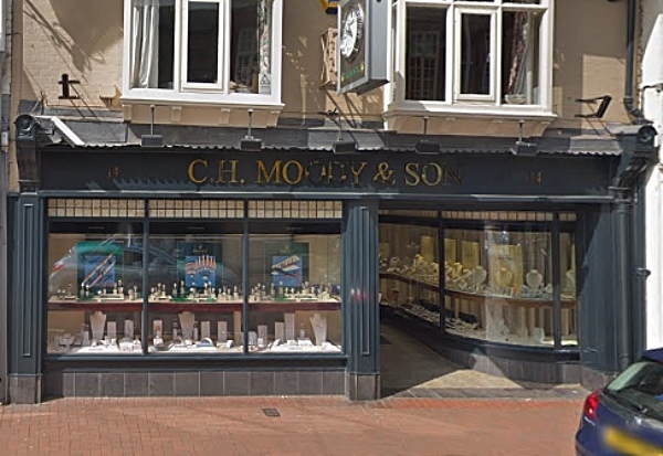 Moody's jewellers in nantwich