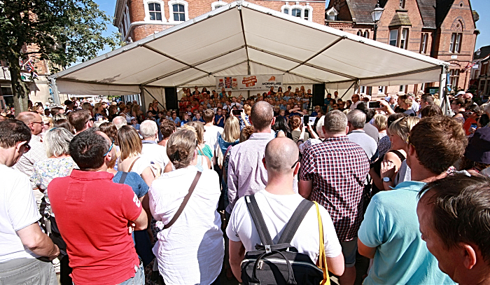 Mornflake marquee Schoolsfest