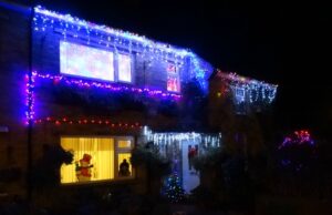 Nantwich householders go Christmas crackers with lights