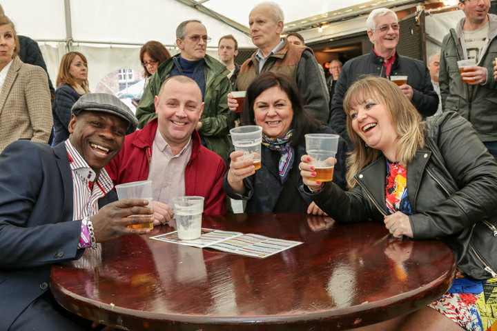 Nantwich Jazz, crowds at White Horse