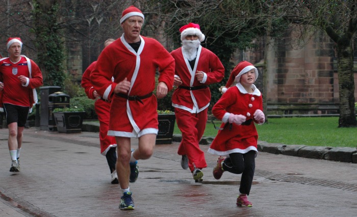 Nantwich Santa Dash competitors