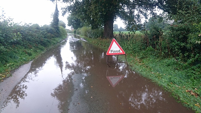 New Road in Wrenbury, flooded, pic by Oly Lowe