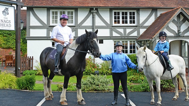 Nigel, Ted, Megan, Archie and Pip