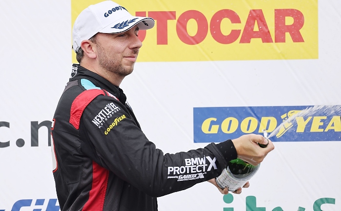 Olpihant podium finishes at Thruxton