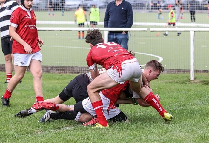 Pete Bush scores first try (1)