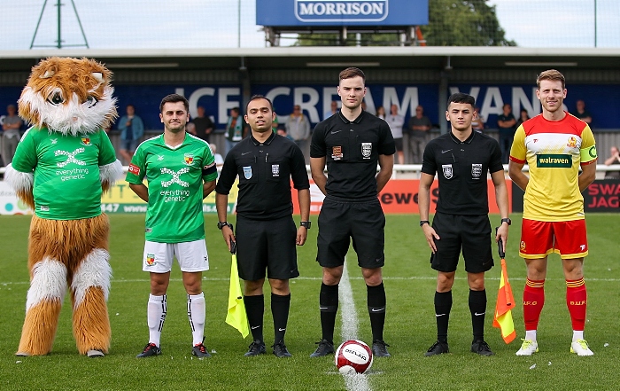 Pre-match - matchday officials, team captains and Twitchy The Cat (1)