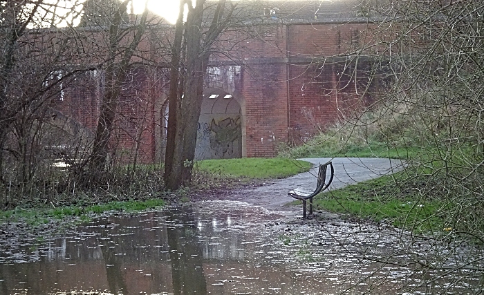 River Weaver flooding at Sir Thomas Fairfax Bridge, Nantwich - Sun 27-12-2020 (2) (1)