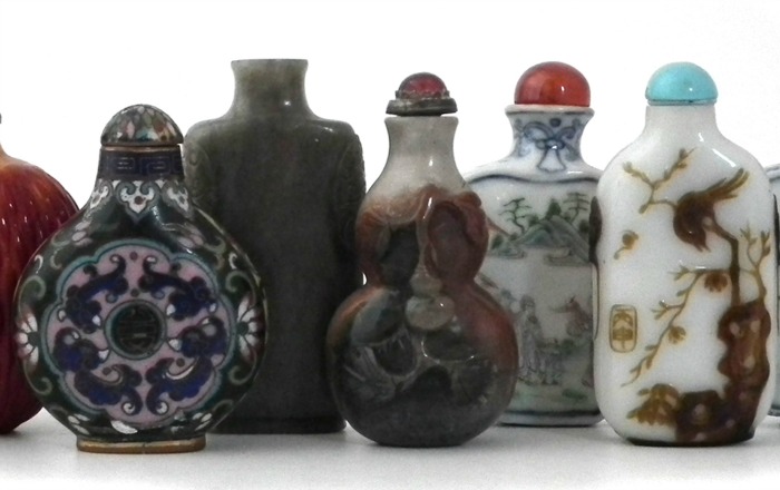 Snuff bottles for sale at Nantwich auction