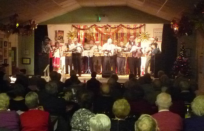 South Cheshire George Formby Ukulele Society - Christmas Concert