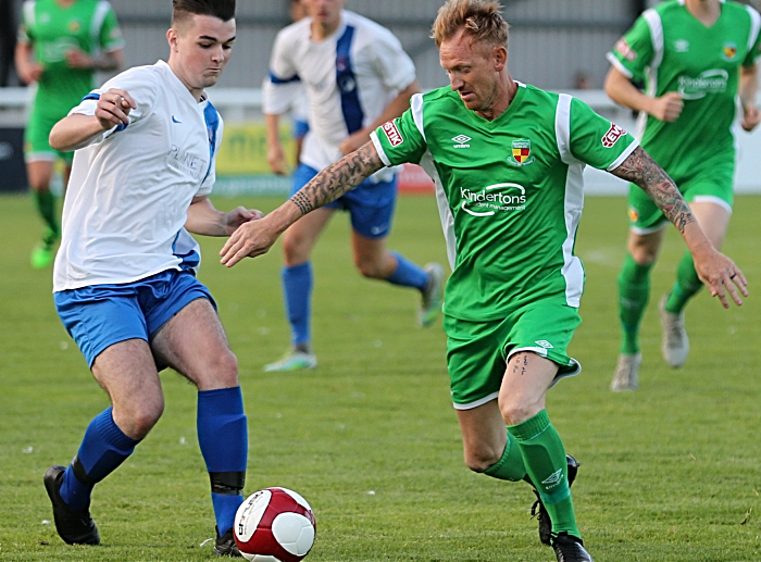 Steve Jones eyes the ball (2) (1)