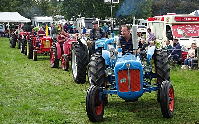 Tractor parade - Yesteryear Rally