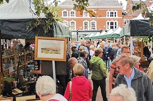 &A Fairs antiques market Nantwich