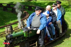 Hundreds enjoy South Cheshire Model Society open day