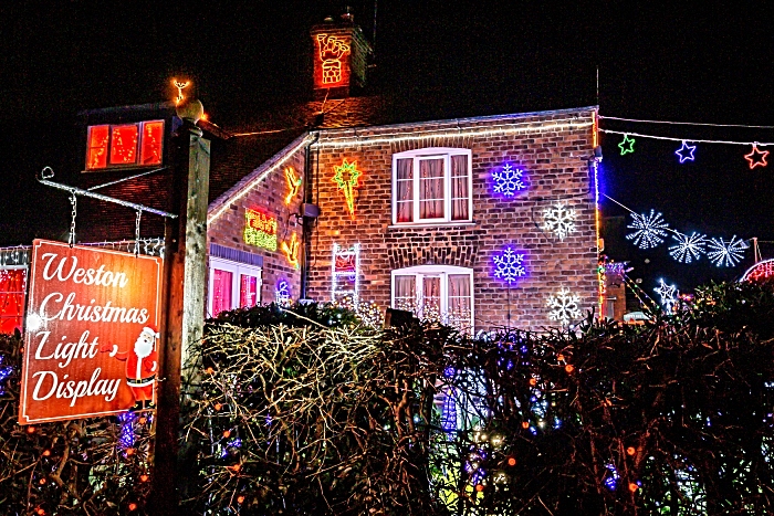 Weston Christmas Light Display 2018 (6) (1)