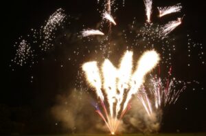 Hundreds of families enjoy Wistaston fireworks display