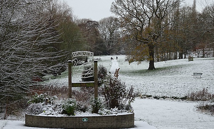 Wistaston sign and Joey the Swan recreation area