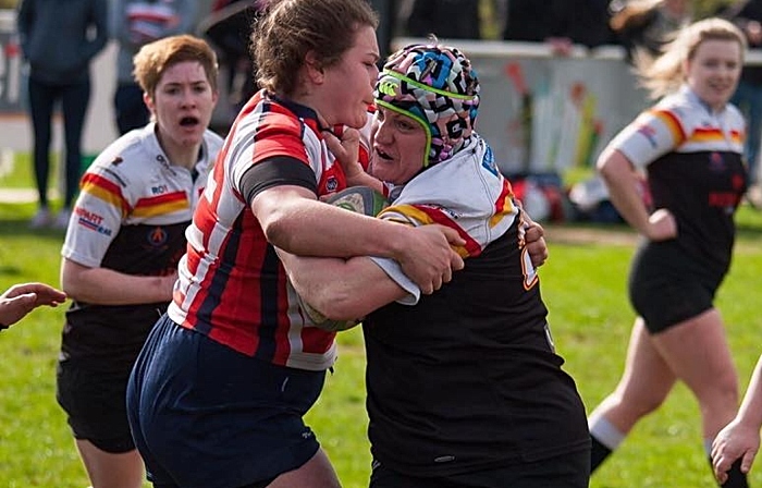 ladies - cherie davies - player of year award