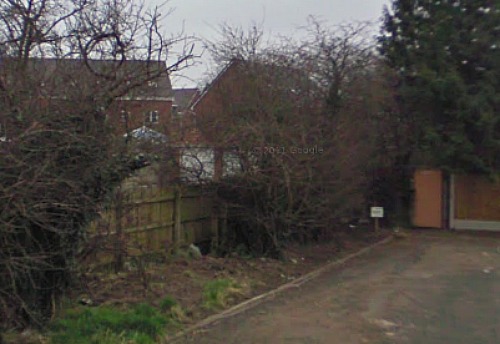 footpath connecting clonners field and cronkinson oak