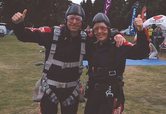 l-r Chris Baggs and Sarah Iggo after their tandem skydives (1)