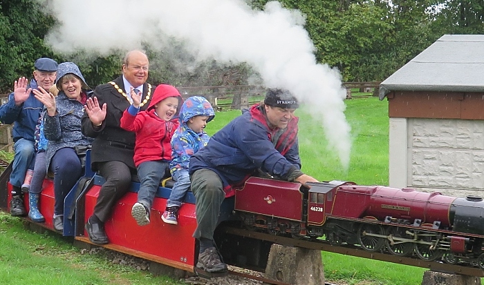 mayor at 50th anniversary of south cheshire model engineering society